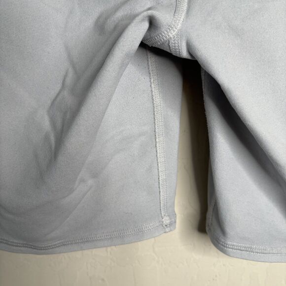 Alo Yoga Workout Set - Picture 7 of 13